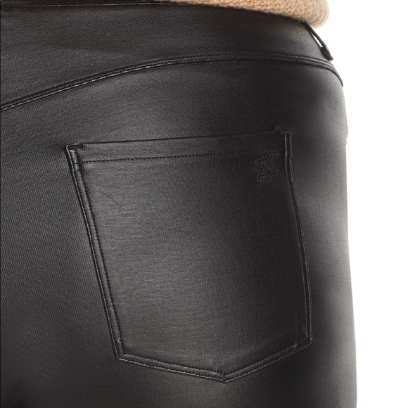 Faux Leather Leggings - Picture 3 of 4